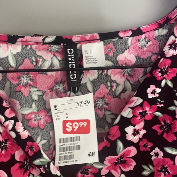 Divided - tie top - Picture 3 of 3